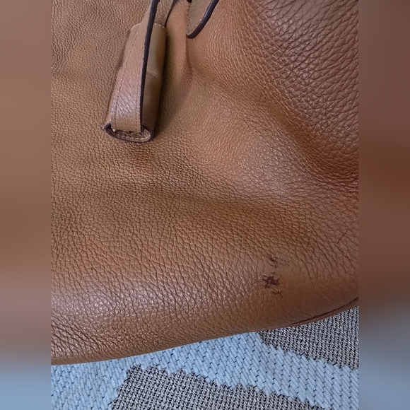 Meli Melo Elegant Tan Leather Tote Bag - Picture 4 of 6